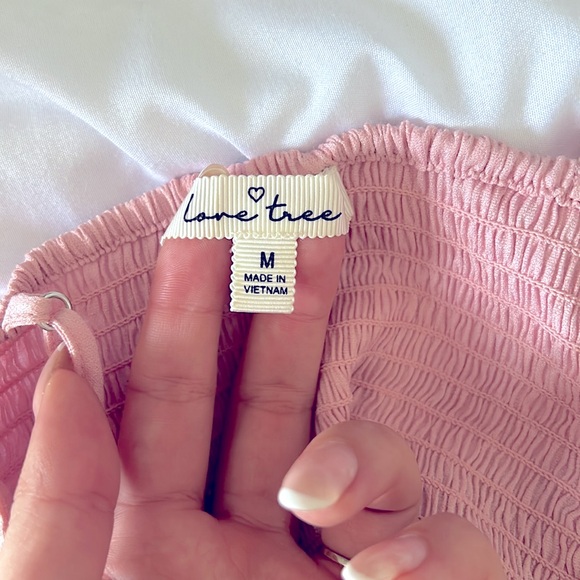 Cute little crochet top - Picture 4 of 4